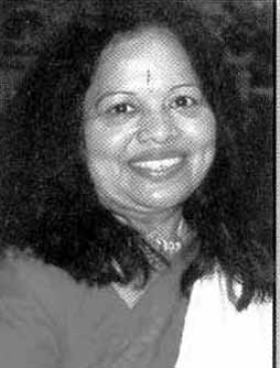 Ponniah Jeyaalaki Arunagirinathan has got her first Music diploma ‘Sangeeta Ratnam’ at the Ramanathan Music Academy Jaffna, Sri Lanka in 1973. She then obtained another diploma ‘Sangeeta Vidvan’ at the Central College of Carnatic Music, Madras in 1976.